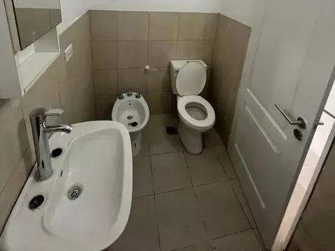 Departamento en Alquiler en Francisco Alvarez, $ 590.000