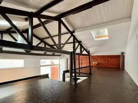 Depto Tipo Casa en Alquiler de 1 dormitorio
