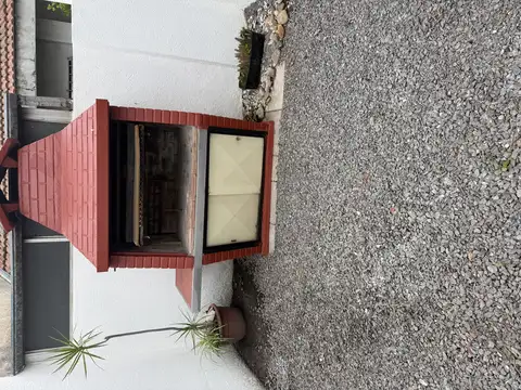 DUPLEX  3 AMBIENTES  MUY BUENO  PLANTA BAJA