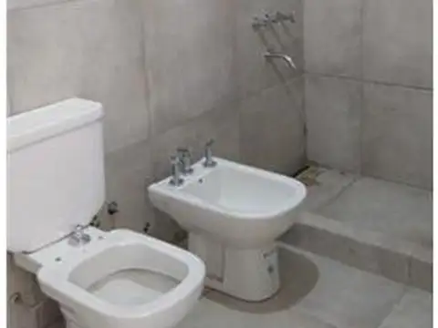 DEPARTAMENTO 2 AMBIENTES - BANFIELD - ESTE, GRAN BS. AS. SUR