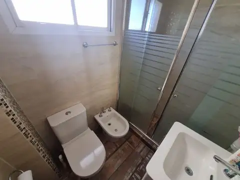 Departamento 4 ambientes con 3 baños