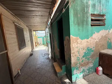 Casa 3 ambientes con 1 baño