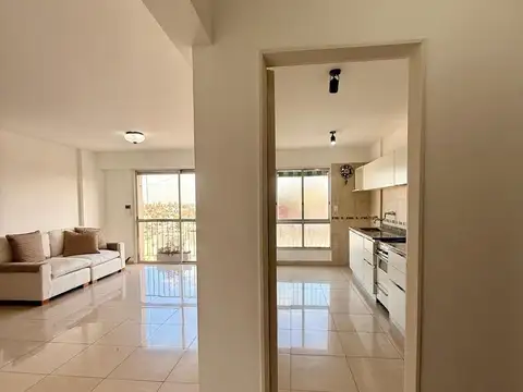 DPTO EN VENTA 3 AMB P.CHACABUCO COCHERA Y BAULERA