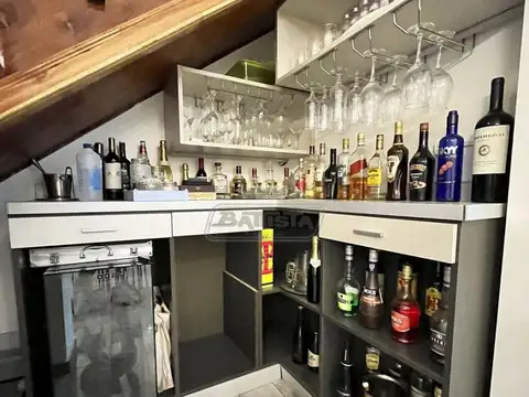 Depto Tipo Casa 4 ambientes con 2 baños