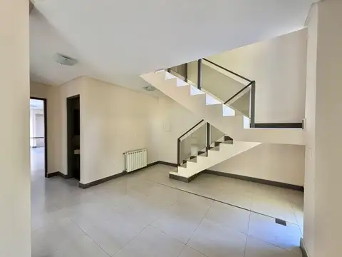 Casa en Venta en Sección 10 Residencial Los Cerros, USD 270.000