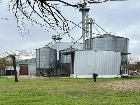 DEPOSITO DE 1200 M2 SOBRE TERRENO DE 4,000 M2 APTO PARA AMPLIAR A 2,400M2