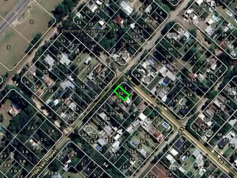 De Las Tropas e/ 54 y 56