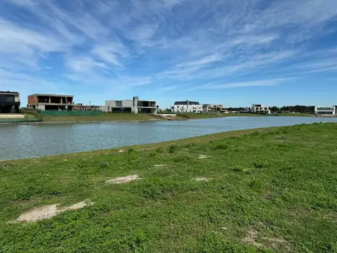 Terreno en Venta de 947,0 m2