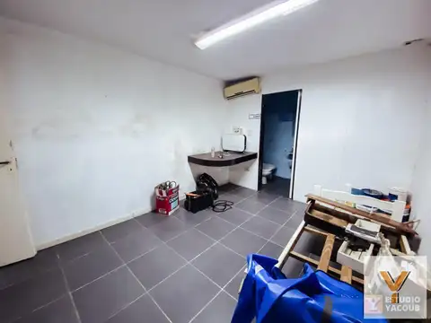 Casa en venta - 4 dormitorios 4 baños - 186mts2 - La Plata