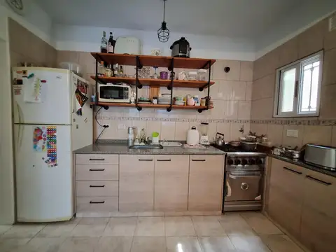 PH 3 amb. cercano estación Temperley