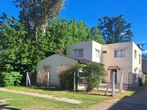 VENTA CASA 4 AMBIENTES BARRIO CERRADO LAS ACACIAS LA REJA