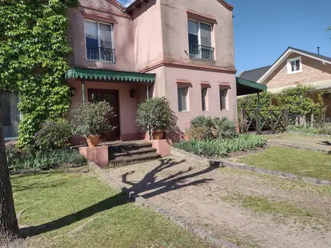 Casa  en venta de 4 ambientes en Los Sauces, Pilar, G.B.A. Zona Norte
