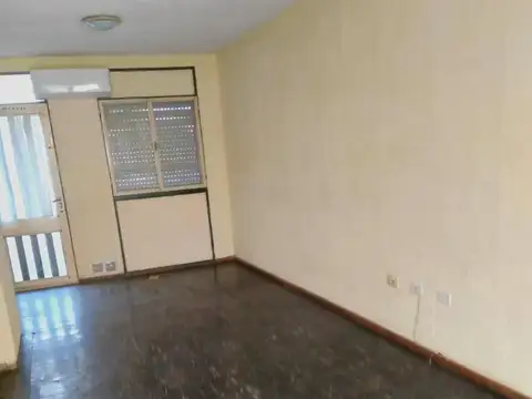 Julio Marc 2035, departamento 2 dormitorios! balcón.