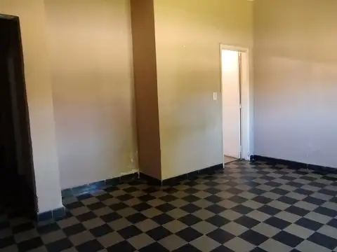 Casa en Alquiler con 1 cochera