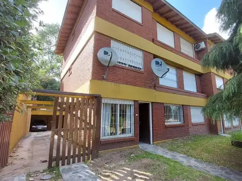 Departamento - Venta - Villa Gesell - 2 Ambientes - Cochera Semi Cubierta