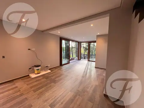 Casa 3 ambientes con 2 baños