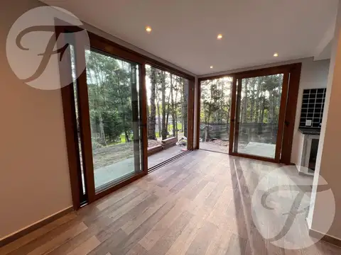 Casa en Venta en Mar de las Pampas, USD 175.000