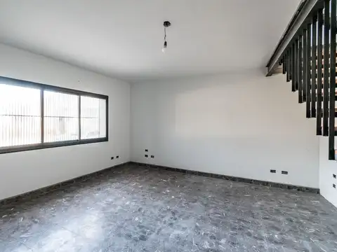 Depto Tipo Casa en Venta en Villa Crespo, USD 158.000