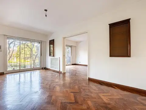 Departamento 5 ambientes semipiso luminoso Impecable vista frente cochera en Retiro