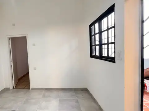 Depto Tipo Casa en Alquiler de 1 dormitorio