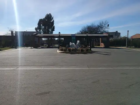 LOTE EN VENTA EN PILAR , BARRIO SANTO TOMAS