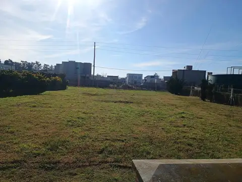 LOTE EN VENTA EN PILAR , BARRIO SANTO TOMAS