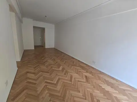 Departamento en Venta en Parque Rivadavia, USD 190.000