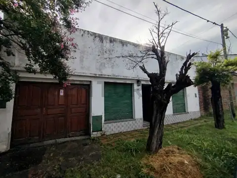136 bis entre 43 y 44