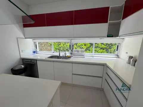 Casa en Nuevo Quilmes a la laguna 5 ambientes