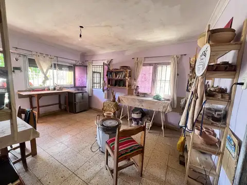 CASA 2 DORMI CON PATIO- Calle 23 entre 78 bis y 79