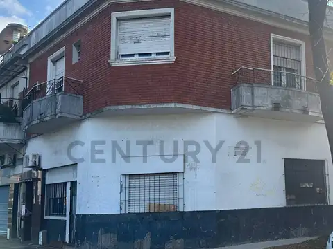 Avenida General Francisco Fernández De La Cruz 1400, Piso 0