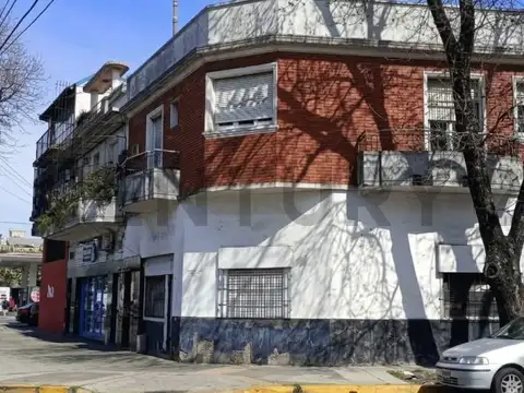Avenida General Francisco Fernández De La Cruz 1400, Piso 0