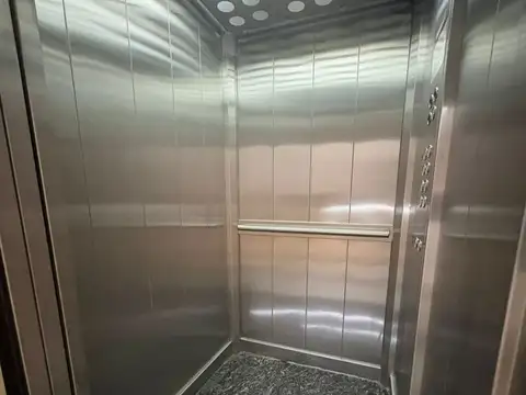 Sabattini 4800, Piso 4