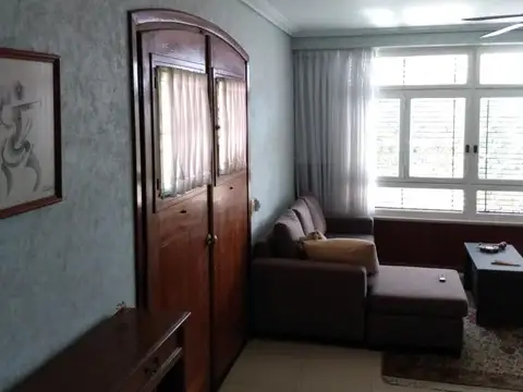 Casa en Venta en Adrogue, USD 700.000