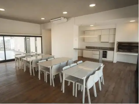 Alquiler. Monoambiente. Amoblado. B de Irigoyen y Cochabamba