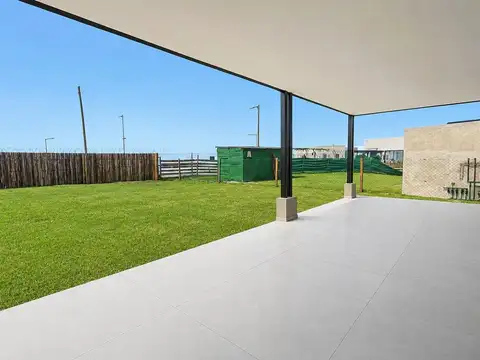 Casa en venta 5 ambientes a estrenar en Santa Ana, suite en planta baja