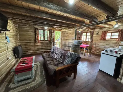 Casa 8 ambientes con 3 baños