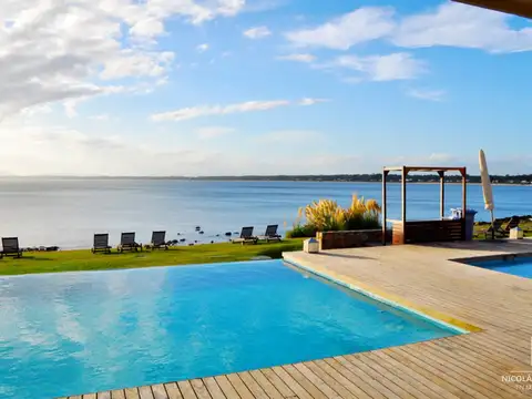 Venta de Apartamento 2 DORMITORIOS en Lomo de la Ballena, Punta Ballena