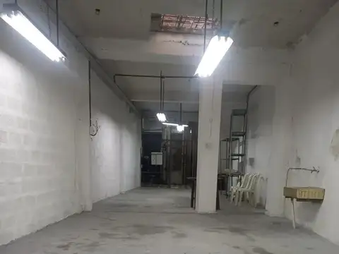 Alquiler de Galpón y Depósito de 100m² en Villa Crespo