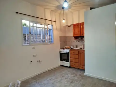 Depto Tipo Casa en Venta en Villa Luzuriaga, USD 81.000