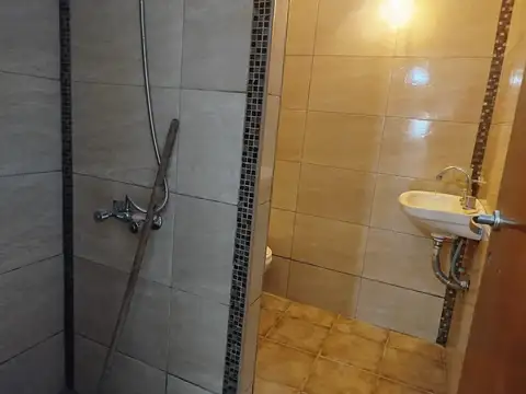 Depto Tipo Casa 4 ambientes con 2 baños