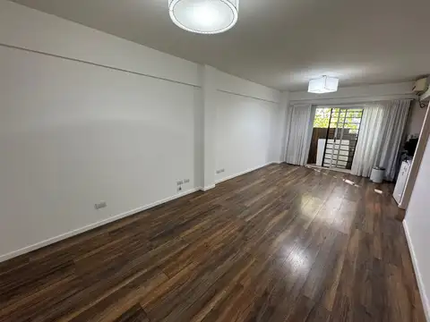 Avenida Comodoro Martín Rivadavia 1600