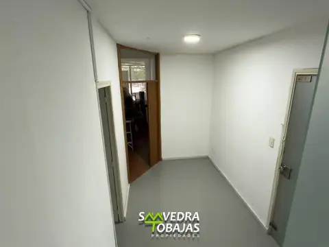 Oficina en Alquiler al Este