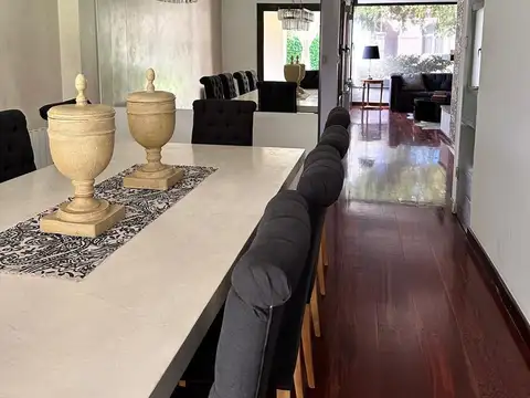 Casa en Alquiler de 4 dormitorios