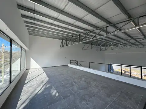 VENTA GALPÓN EN FUNES