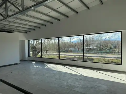 Galpon en Venta en Funes, USD 255.000