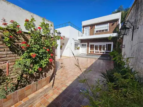 Casa a la Venta en Quilmes Este