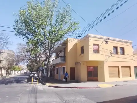 Casa en Alquiler en Zona Centro, Salta