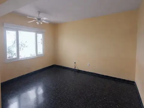 Casa en Alquiler 50 años