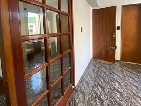 Oficina 3 ambientes con 1 baño